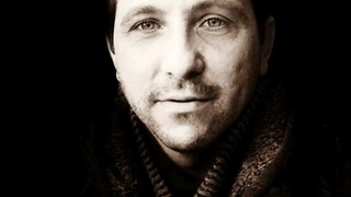 Fabrikada makineye sıkışıp ölen genç işçiye zor veda