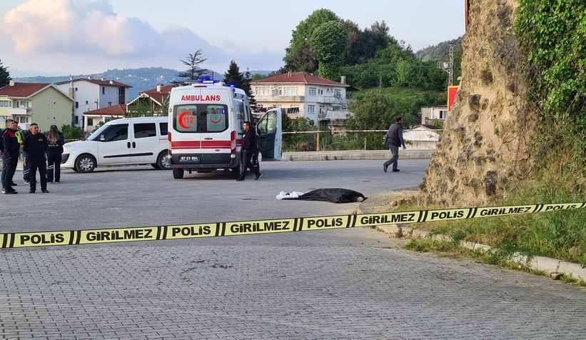 Falezlerden düşen genç öldü