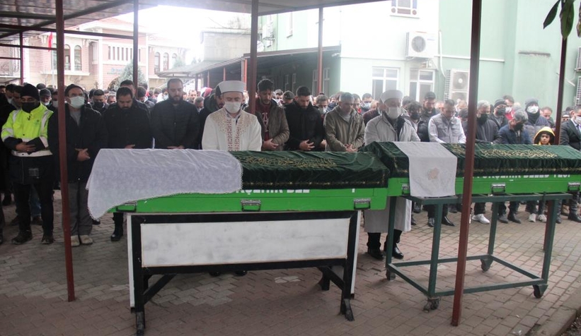 Feci kazada hayatını kaybeden çift, toprağa verildi