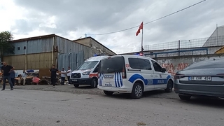 Feci ölüm: Hurdaların altında kaldı