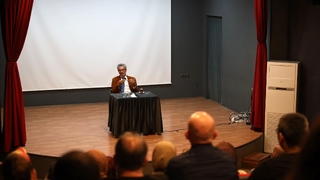 Felsefe Atölyesi yoğun katılımla başladı