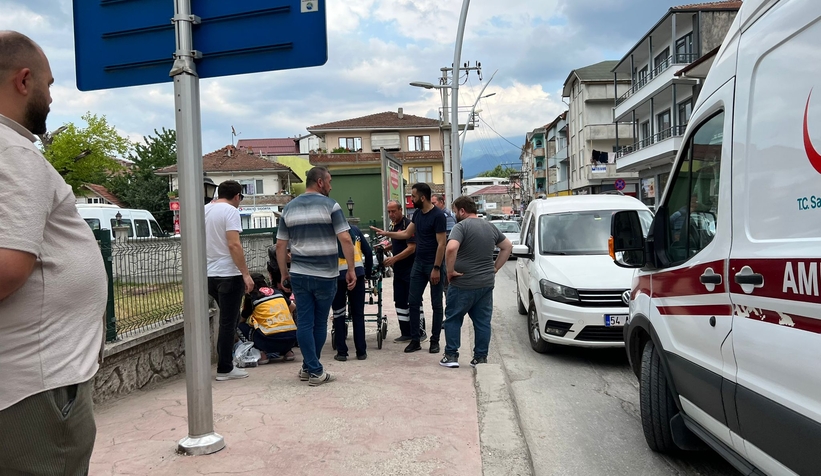 Fenalaşan kadına ilk müdahaleyi caddeden geçen doktor yaptı