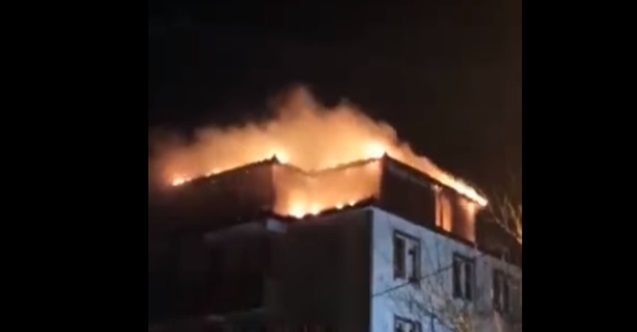 Ferizli'de yangın; Alevlere teslim oldu