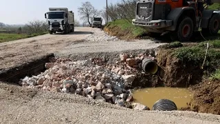 Ferizli ile Gölkent arasına yeni grup yolunu
