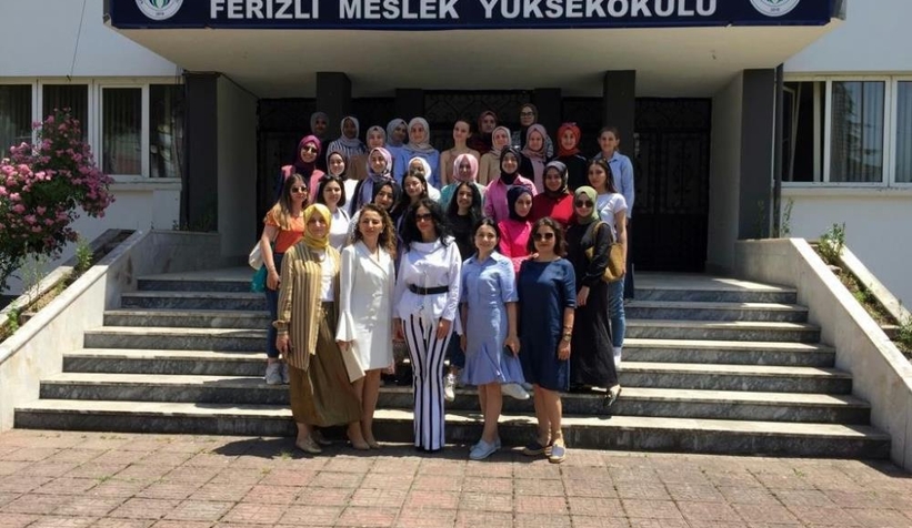 Ferizli MYO’da öğrenciler modanın usta ismiyle buluştu