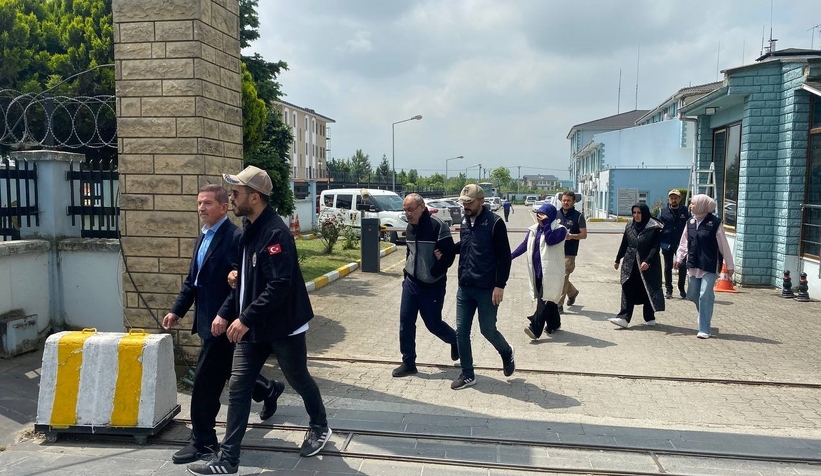 FETÖ operasyonu: 5 gözaltı