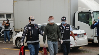 FETÖ operasyonunda gözaltına alınanlar adliyeye sevk edildi