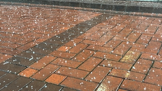 Fındık büyüklüğünde dolu yağdı