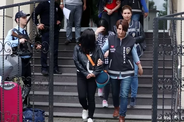 Fuhuş operasyonları: 141 kişi yakalandı, 40 ev mühürlendi