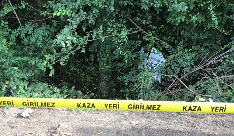 Öldürüp otobana attılar