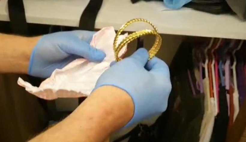 1 kilo altınını dolandırıcılara kaptırdı, polis yakaladı