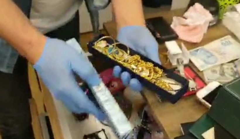 1 kilo altınını dolandırıcılara kaptırdı, polis yakaladı