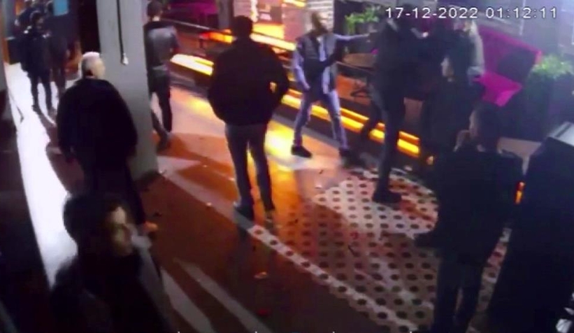 1 kişinin öldüğü çatışma kamerada: Dakikalarca böyle çatıştılar