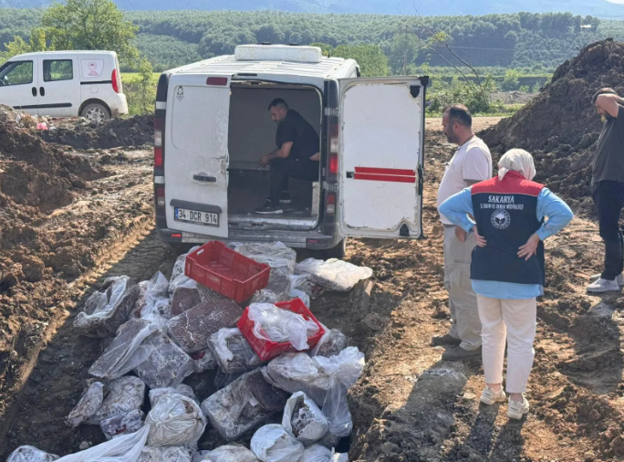 1 tona yakın etiketsiz dana ciğeri ele geçirildi