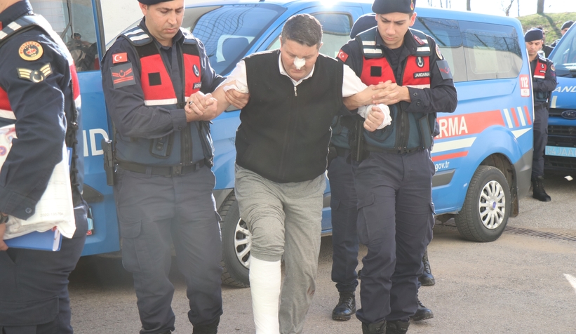 10-kisinin-oldugu-kazada-soforler-adliyeye-sevk-edildiuvlsnzzwn1