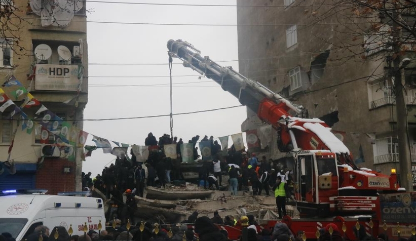 10 Şehri vuran depremden fotoğraflar