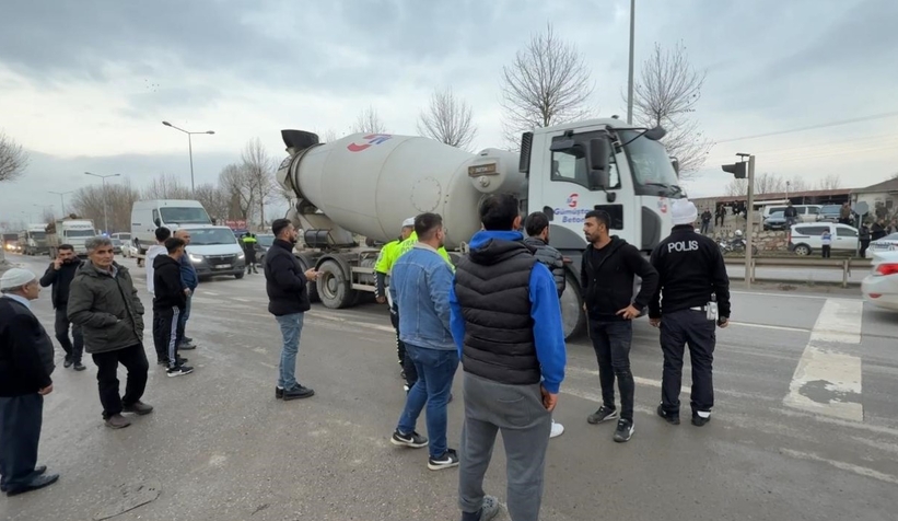 10-yasindaki-safiye-kazada-olmustu-yolu-kapattilarzuj6a1psah