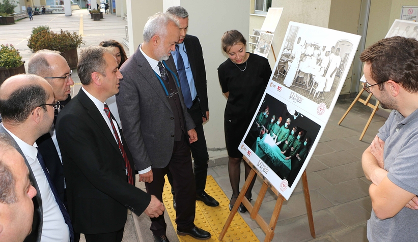 100. Yılda sağlık hizmetleri fotoğraf sergisi açıldı