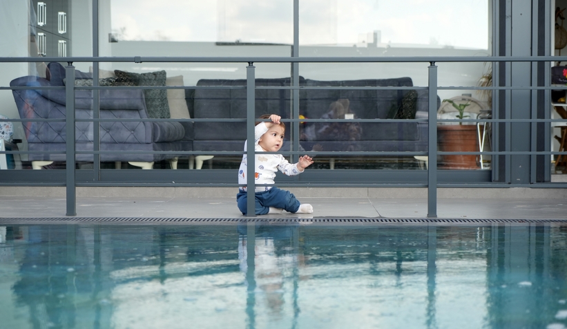 11-dakika-suda-kalan-ve-kalbi-3-kez-duran-10-aylik-toprak-hayata-tutundurvjnv1ftdm