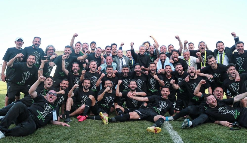 11 yıllık özlem sona erdi, taraftar sokağa döküldü