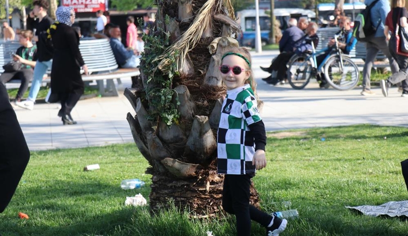 11 yıllık özlem sona erdi, taraftar sokağa döküldü