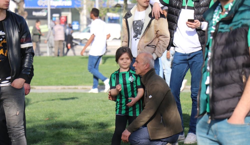 11 yıllık özlem sona erdi, taraftar sokağa döküldü