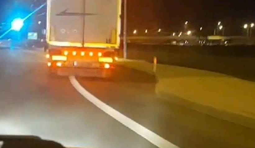 13 Afgan otoyol kenarına bırakıldı