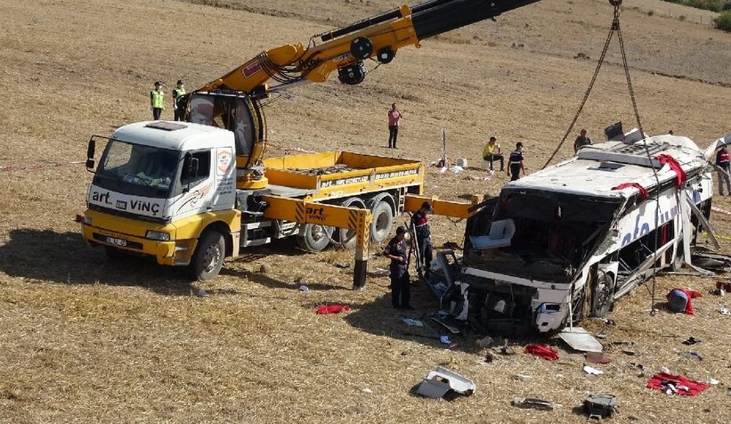 15 kişinin öldüğü otobüs kazasında Sakarya detayı