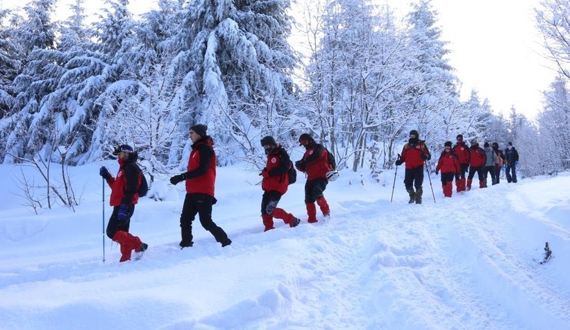 1,5 metre karda doktoru arıyorlar