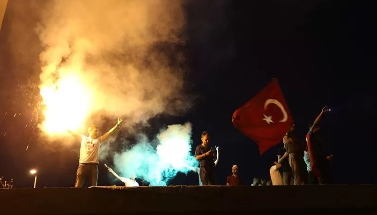 15 Temmuz hain darbe girişiminde saat saat Sakarya'da yaşananlar