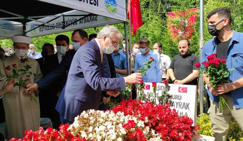 15 Temmuz şehidi, mezarı başında anıldı