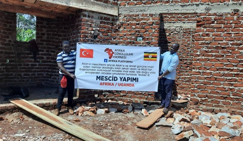 15 TEMMUZ ŞEHİTLERİ ADINA Afrikada Su Kuyusu açılıyor