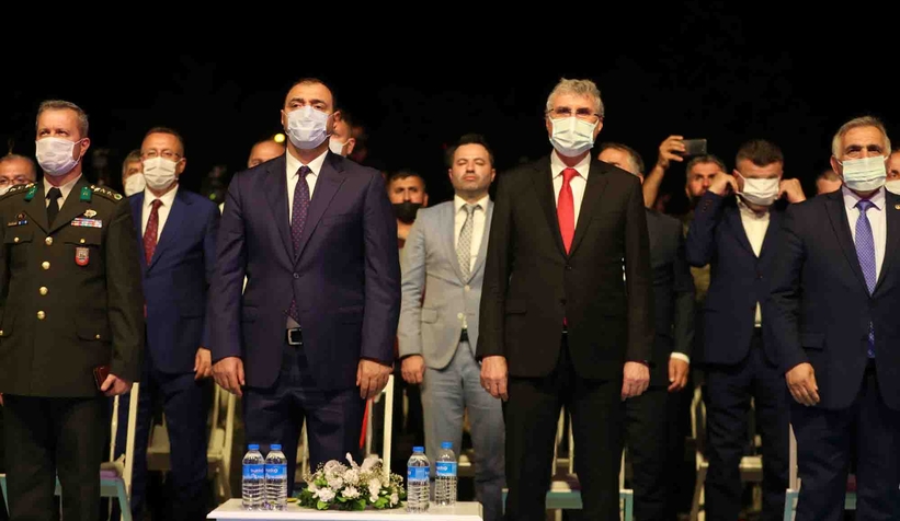 15-temmuzda-destan-yazan-sakaryalilar-meydani-doldurdus3pqwhdism