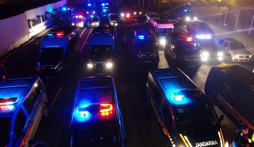 150 jandarma katıldı; Şehirde dev operasyon
