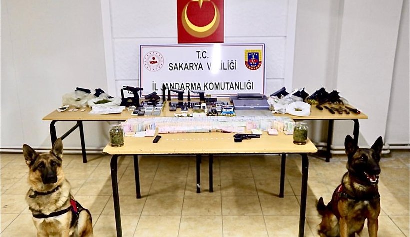 150 jandarma katıldı; Şehirde dev operasyon