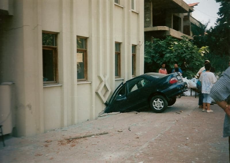 17 Ağustos 1999 depreminden unutulmayan fotoğraflar