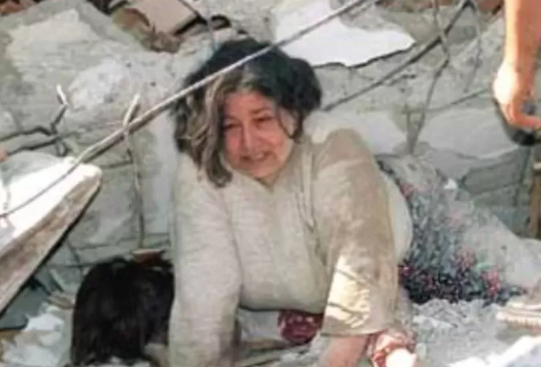 17 Ağustos depreminin 26. yılı;  Sakarya'dan unutulmayan fotoğraflar