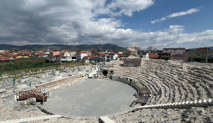 1800-yillik-iznik-roma-tiyatrosu-turizme-kazandirilditgg2tvn2cf
