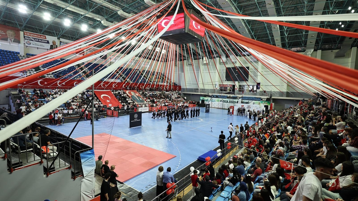19 Mayıs Gençlik ve Spor Bayramı Sakarya'da coşkuyla kutlandı