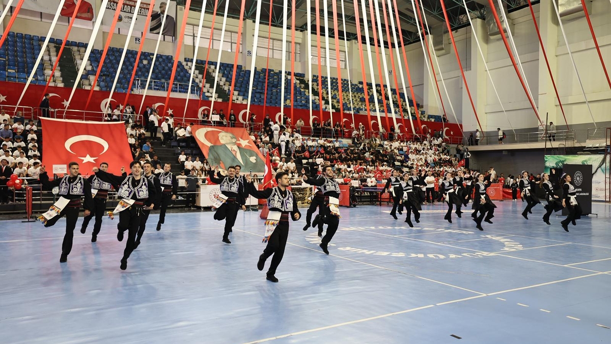 19 Mayıs Gençlik ve Spor Bayramı Sakarya'da coşkuyla kutlandı