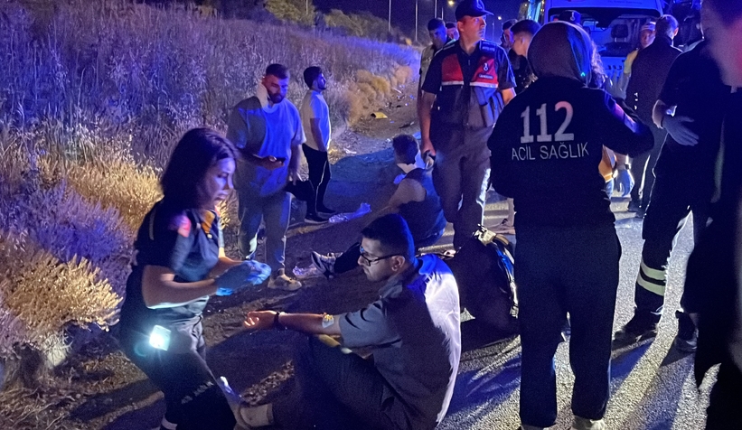 2 yolcu otobüsü çarpıştı: 15 yaralı