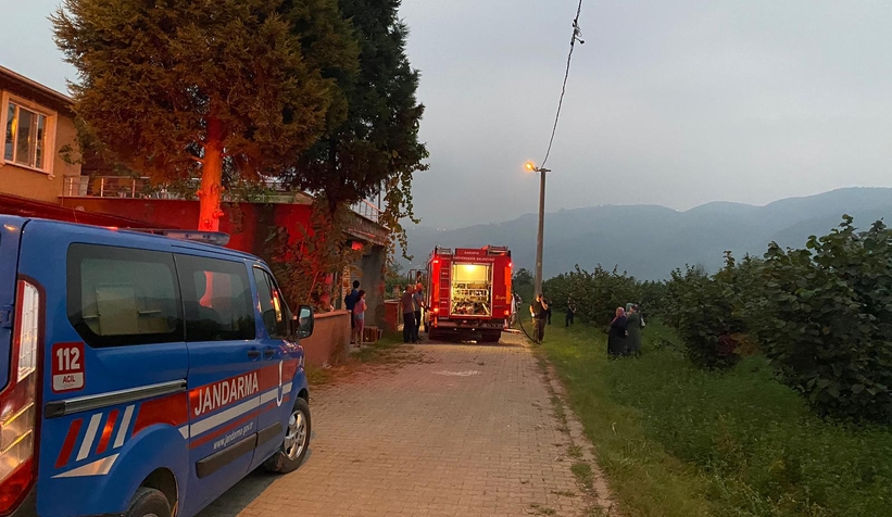 20 yıl çalışıp aldığı otomobil alev alev yandı