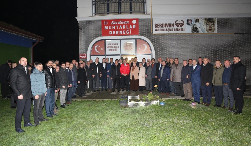 2002'den bu yana sakladığı oy mührünü Yusuf Alemdar ile paylaştı