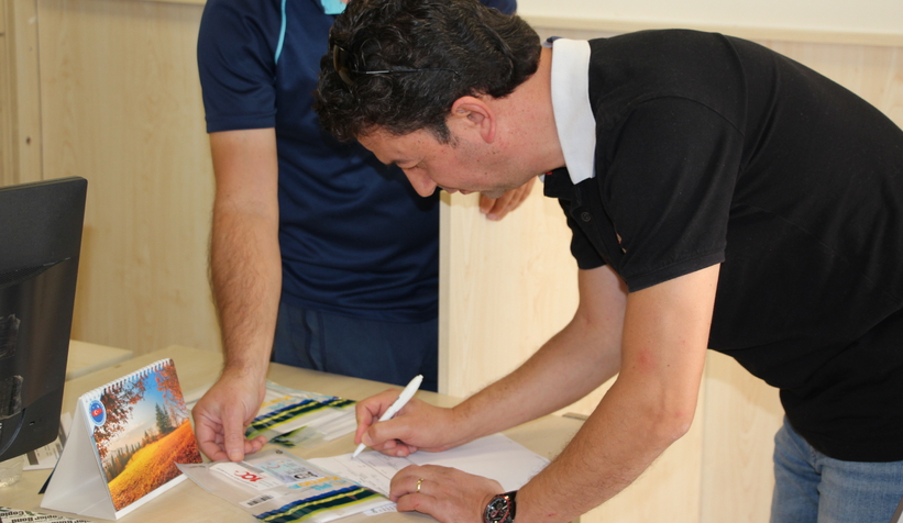 21 Yıl sonra kendisine yazdığı mektubu teslim aldı