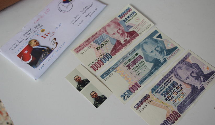 21 Yıl sonra kendisine yazdığı mektubu teslim aldı