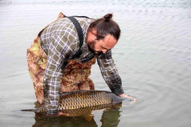 22 kiloluk sazan yakaladılar