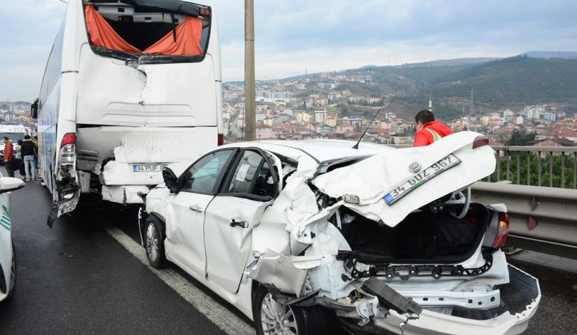 23 araçlı kaza: Otoyol savaş alanına döndü