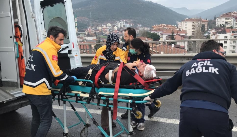 23 araçlı kaza: Otoyol savaş alanına döndü