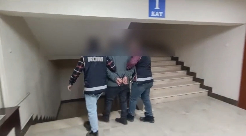 2.3 ton kaçak tütün ele geçirildi