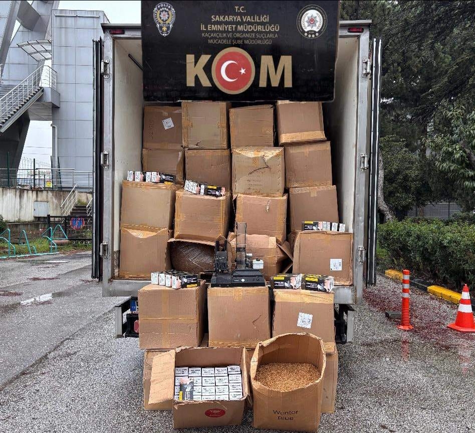 2.3 ton kaçak tütün ele geçirildi